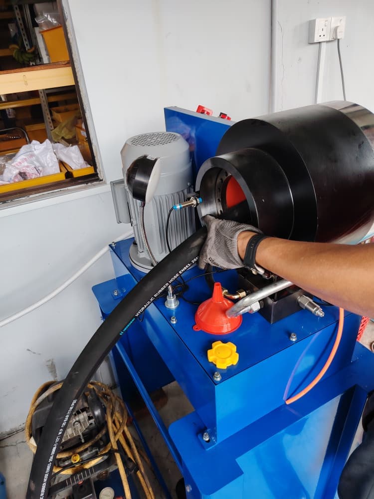 Hydraulic product 2