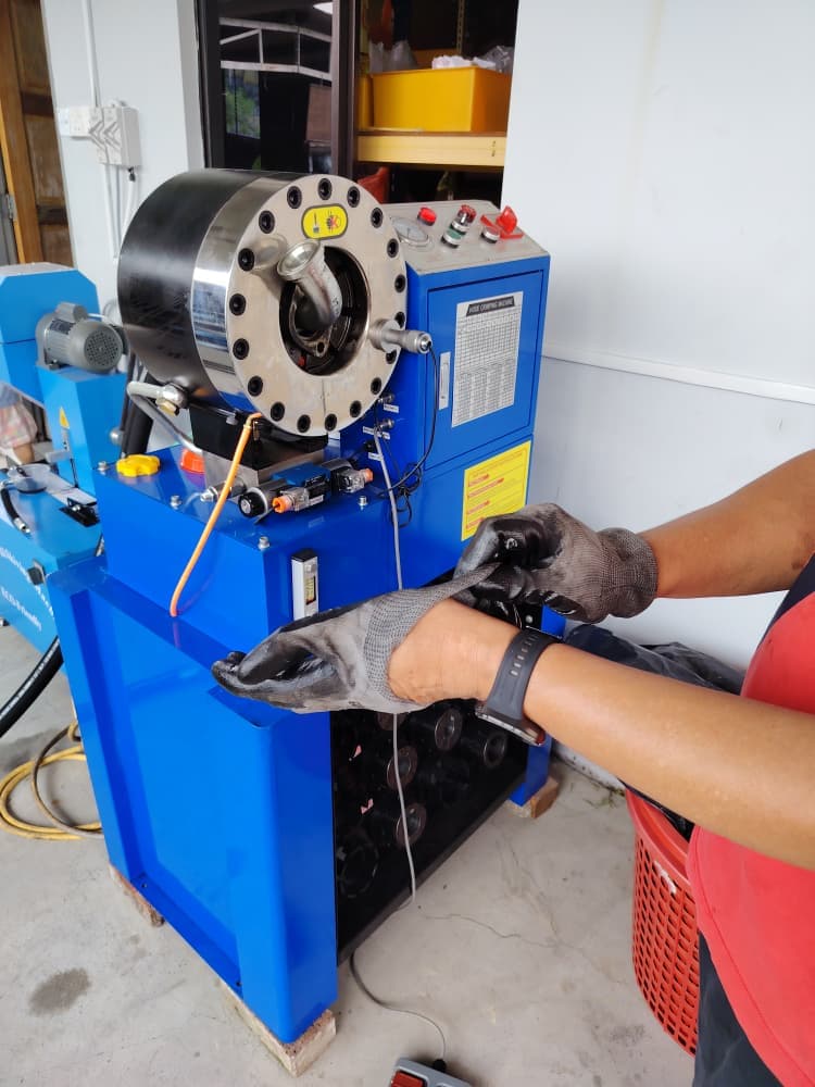 Hydraulic product 5